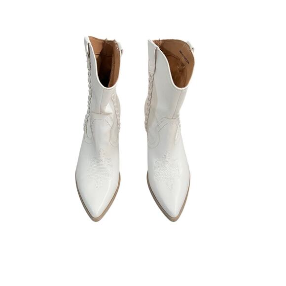 Dolce Vita Cream Ankle Booties - Picture 2 of 5